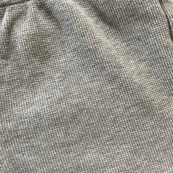 Aritzia Waffle Shorts - Picture 4 of 4